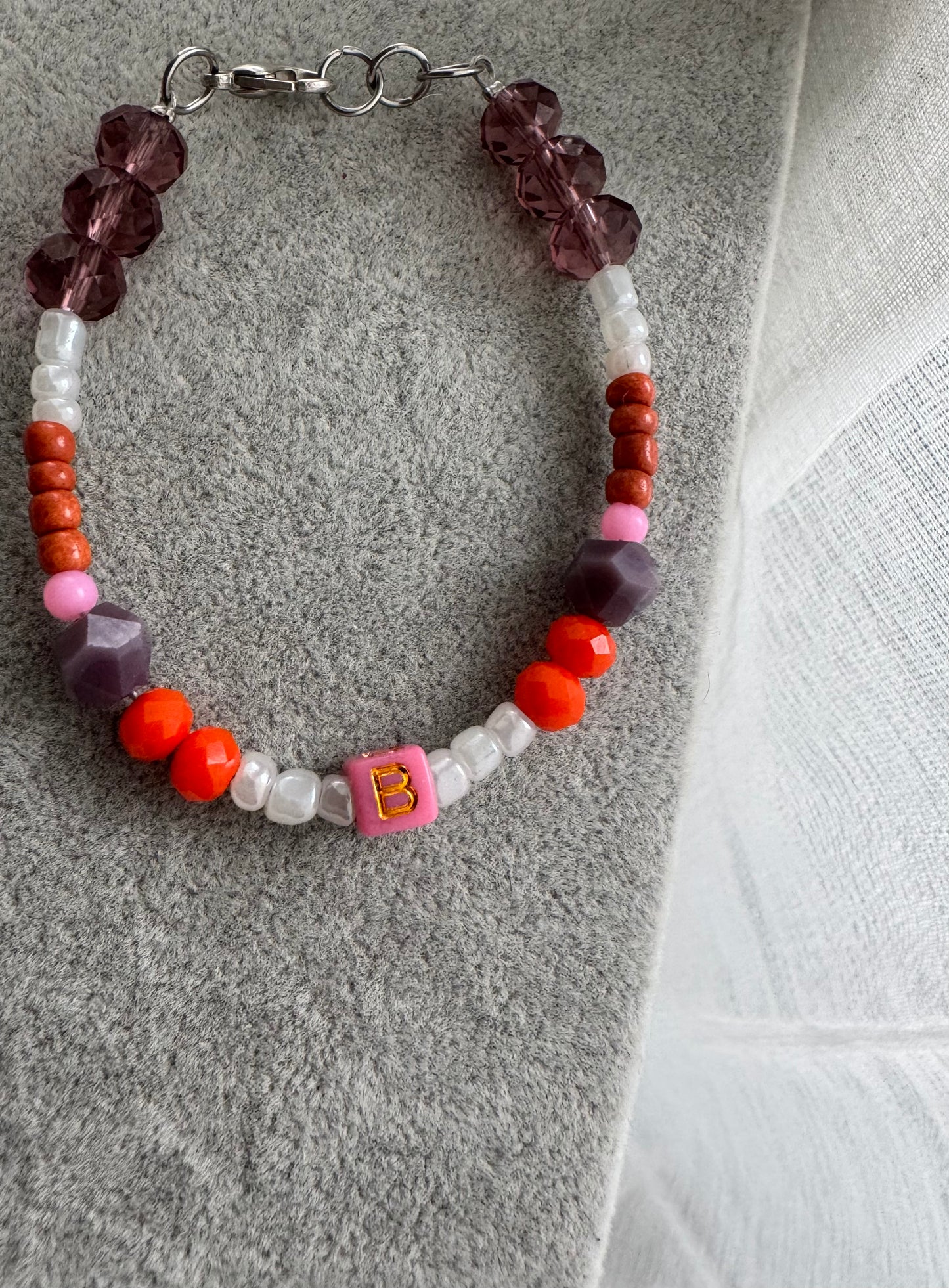 Pulsera letra B