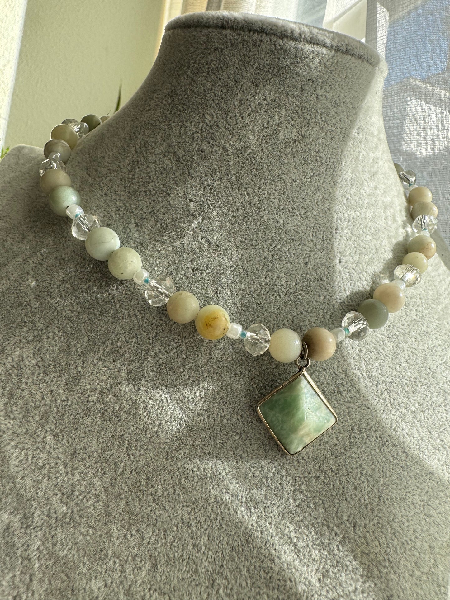 Collar Amazonita “Calma”