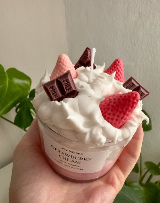 Vela Strawberry cream